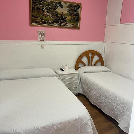 Hostal Daniel Madrid Eksteriør billede