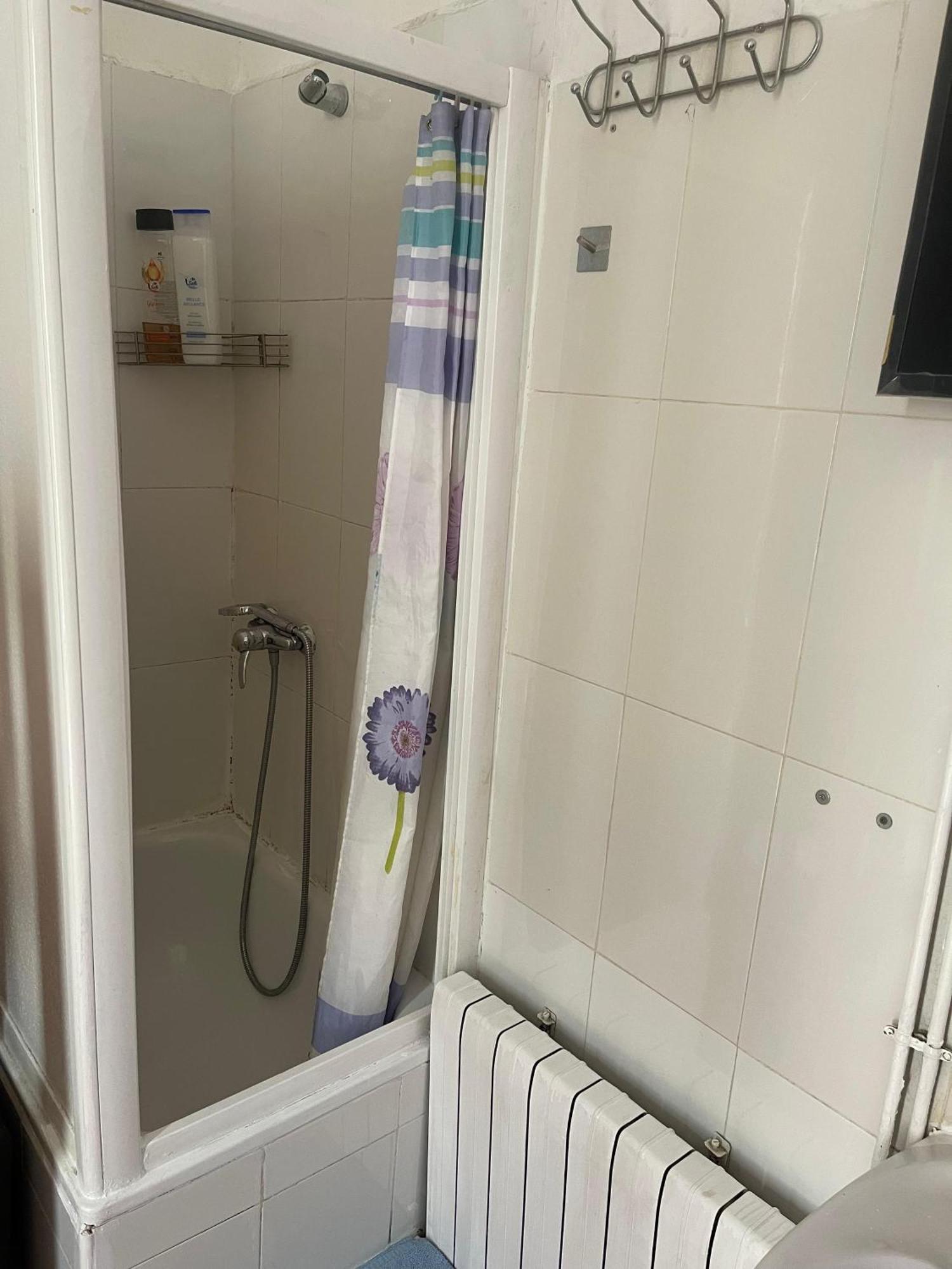 Hostal Daniel Madrid Eksteriør billede