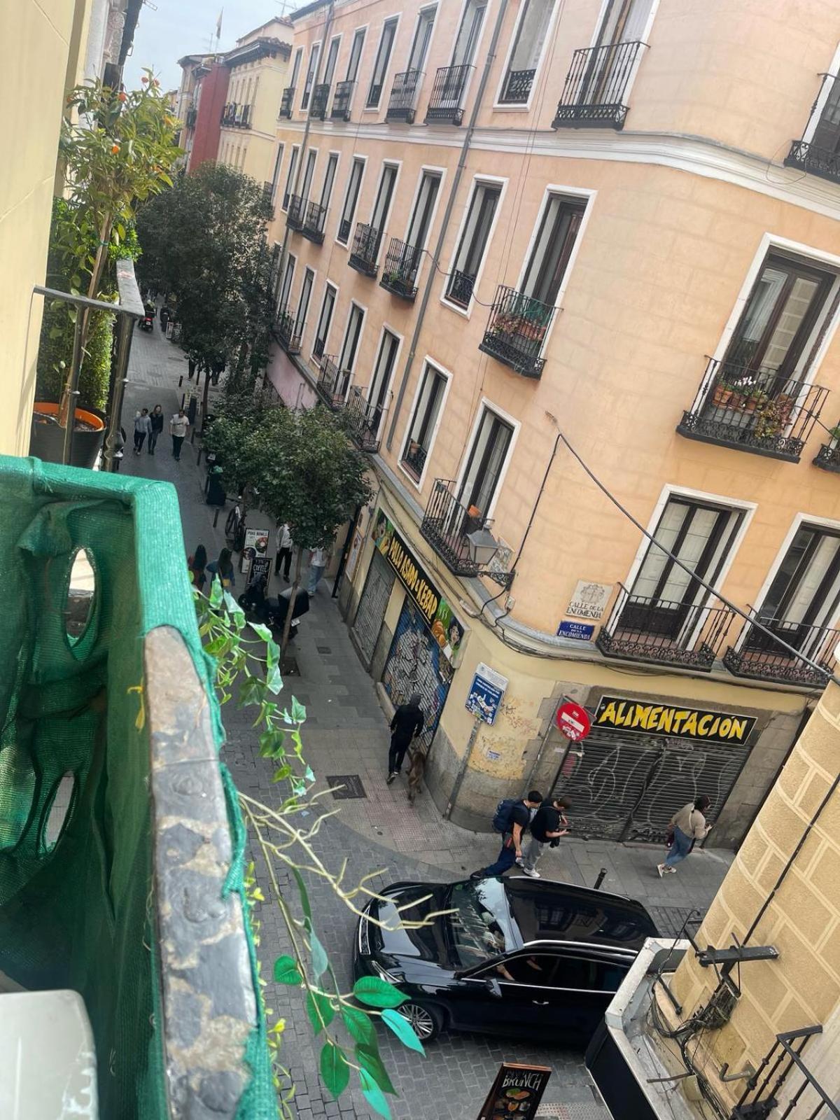 Hostal Daniel Madrid Eksteriør billede