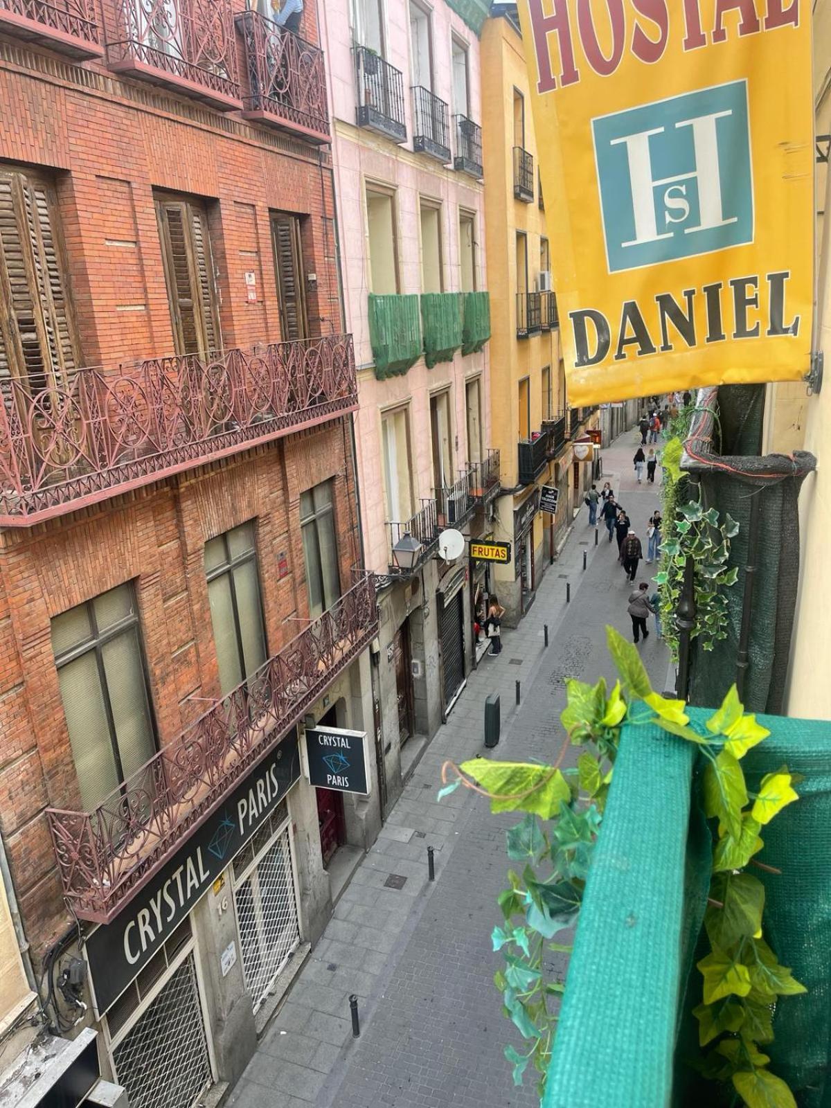 Hostal Daniel Madrid Eksteriør billede